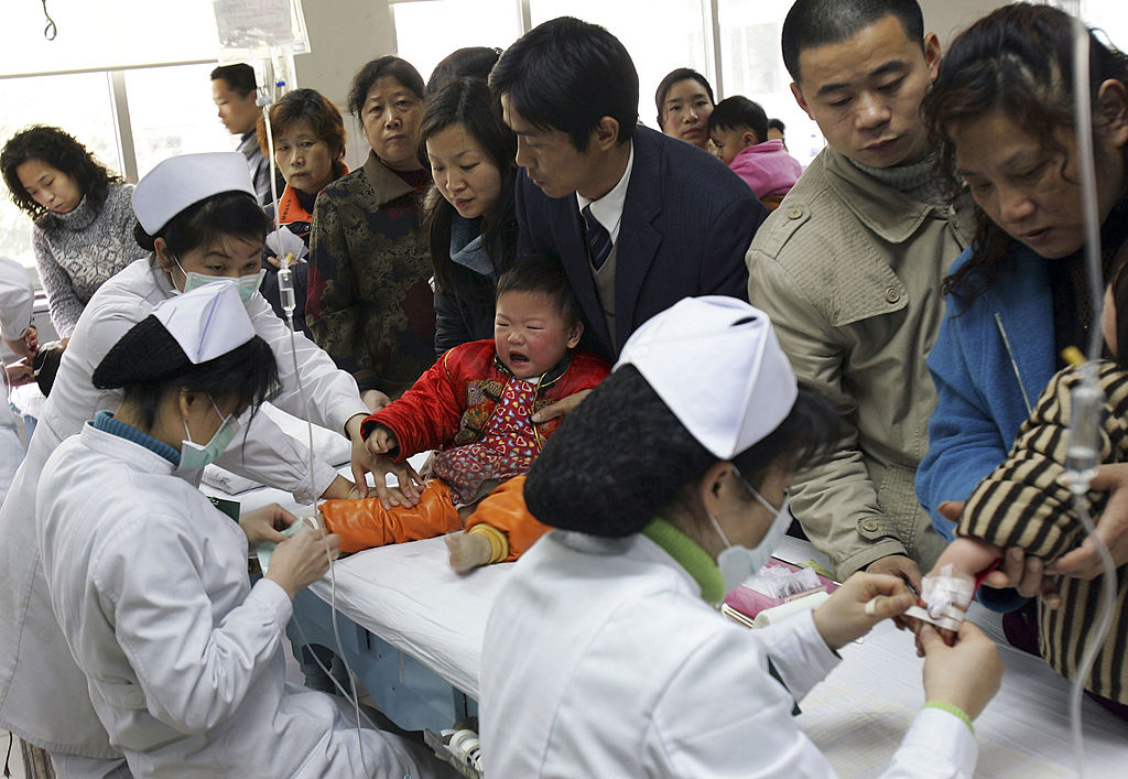 China To Set Up Basic Medicine System