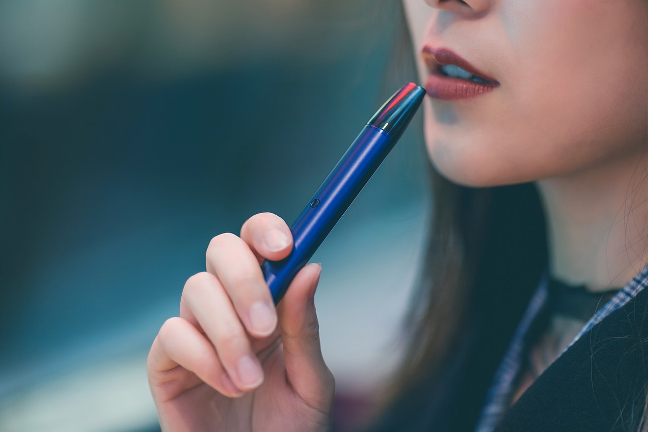What Should Parents Know About the Risks of Teen Vaping?