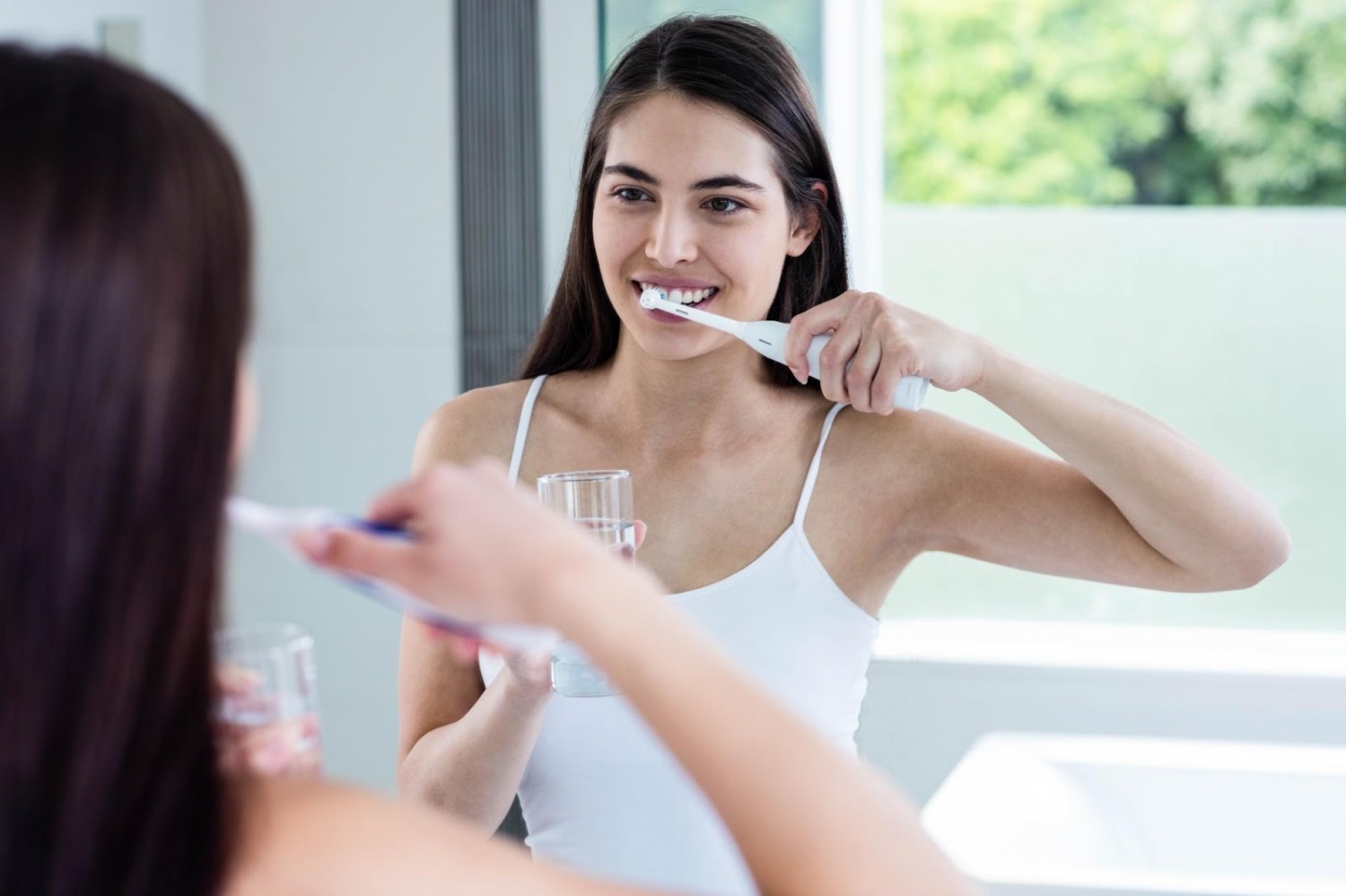 Stay Smiling: 5 Oral Hygiene Tips for Healthy Teeth and Gums