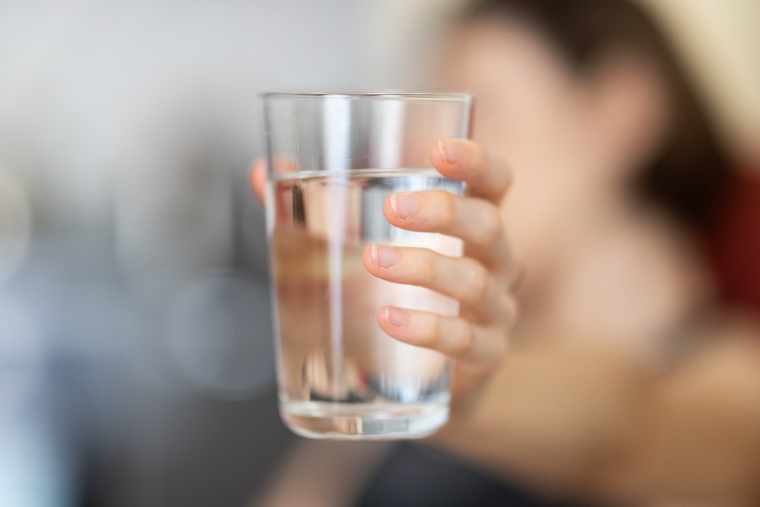 5 Signs You Need a Water Purification System at Home: