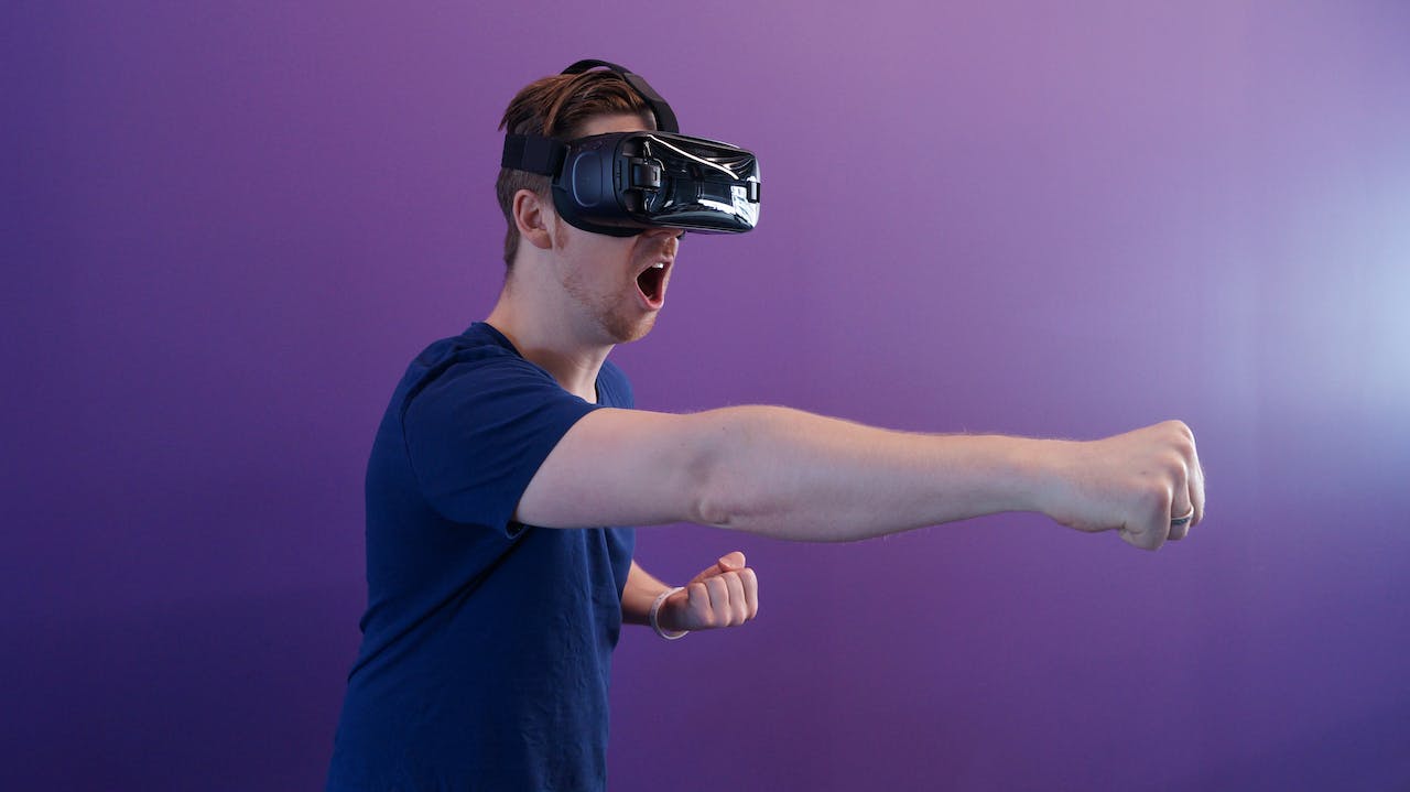 Virtual Reality Therapy: Everything You Need to Know