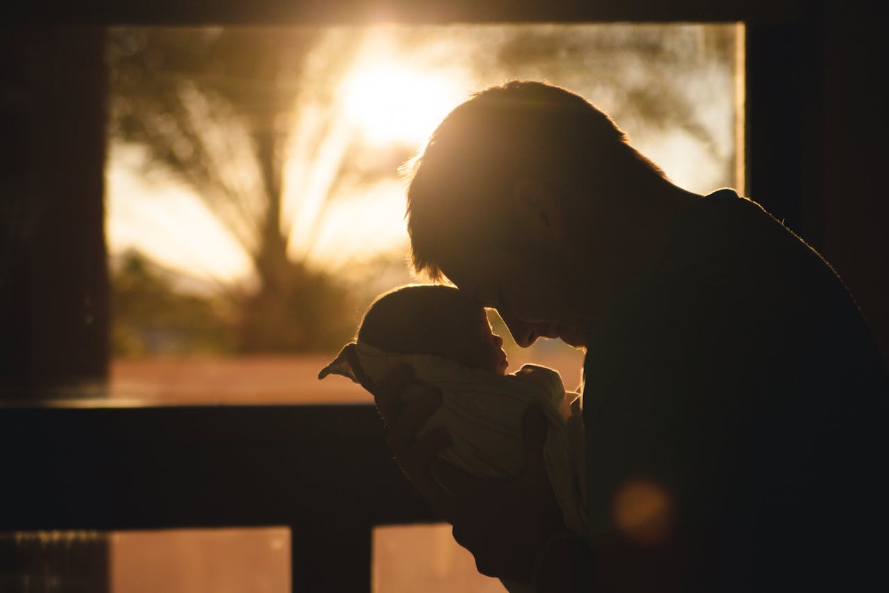 Can Dads Get Postpartum Depression Like Moms After Welcoming Their Offspring?