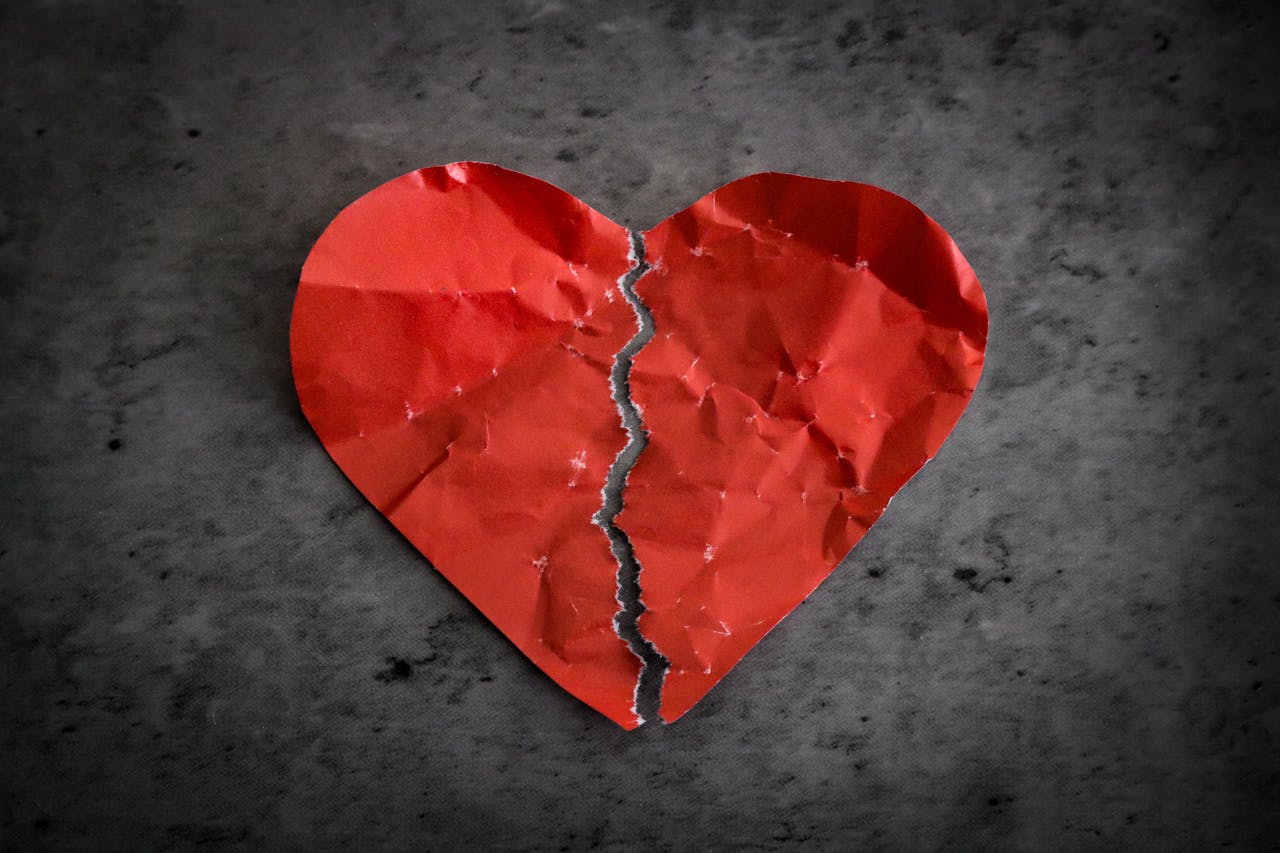 Heartbroken? Study Finds Electrical Brain Stimulation Can Help Ease Pain