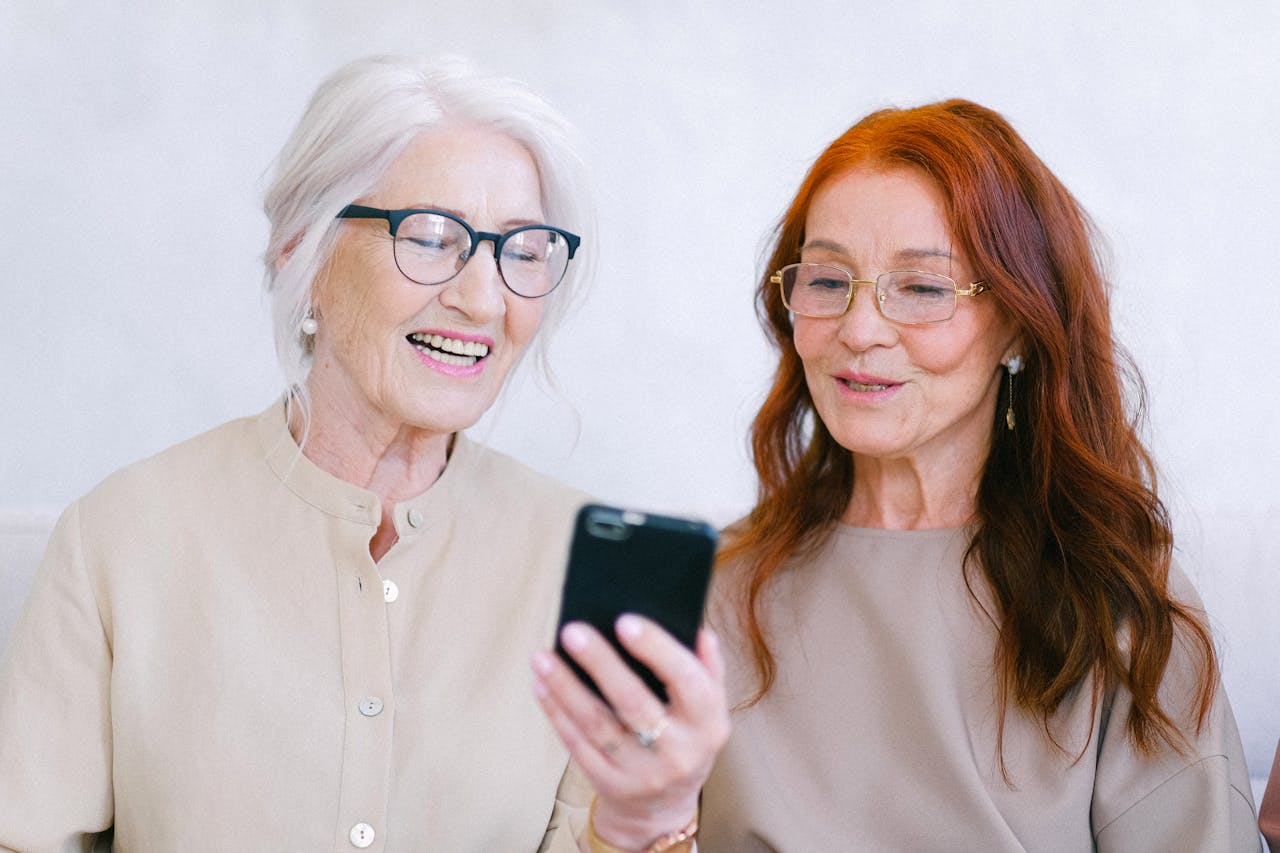 Here&#039;s How WhatsApp Helped Older Adults Overcome Depression, Loneliness