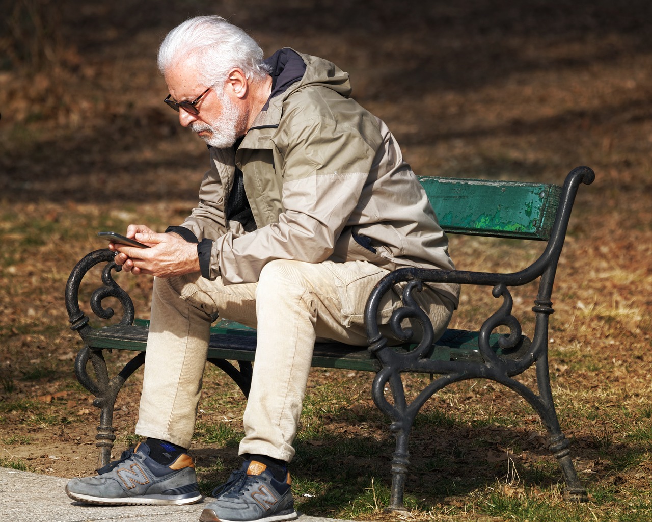 bilingual game app slows cognitive decline in seniors