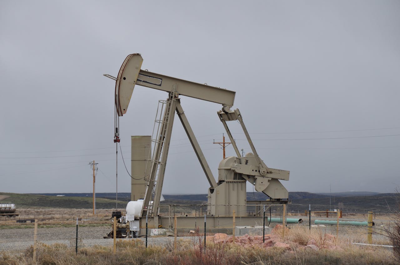 How Does Living Near Oil, Gas Industry Affect Mental Health?