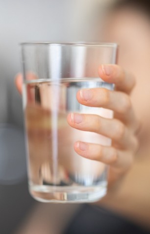 5 Signs You Need a Water Purification System at Home: